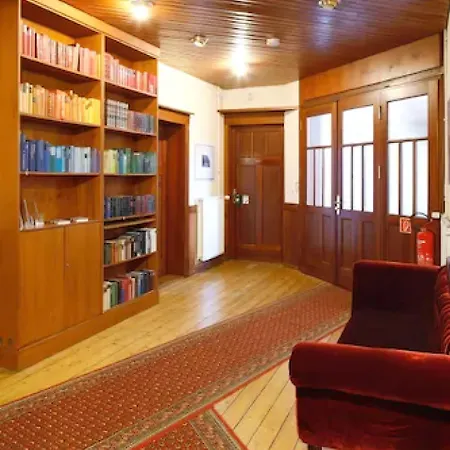 Avalon Themen/- Nichtraucherhotel فندق 3*