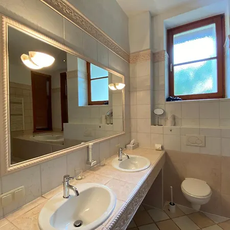 Avalon Themen/- Nichtraucherhotel Szálloda 3*