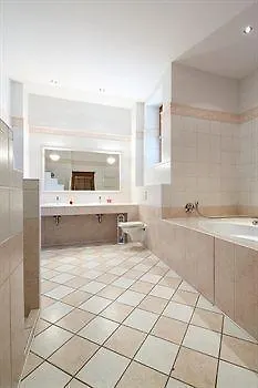 Avalon Themen/- Nichtraucherhotel فندق