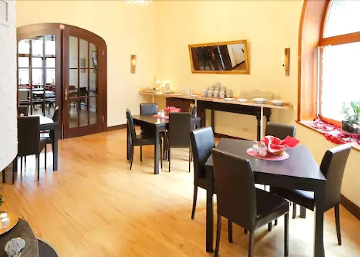 Avalon Themen/- Nichtraucherhotel فندق
