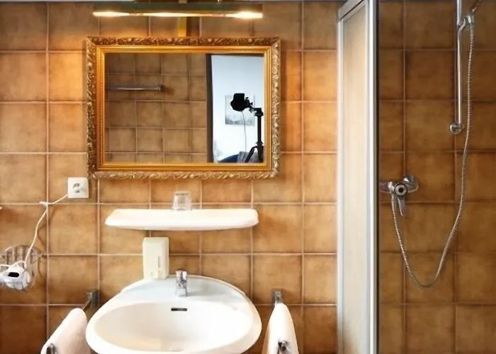 فندق Avalon Themen/- Nichtraucherhotel 3*