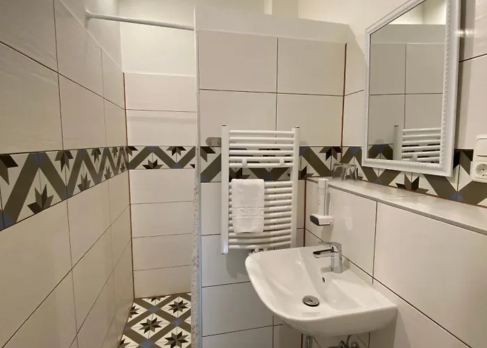 Avalon Themen/- Nichtraucherhotel فندق 3*